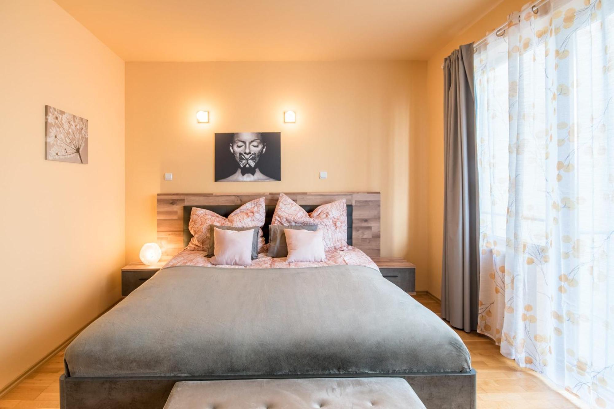 Very Central - Large - Balcony - Comfy Apartment Budapest Bagian luar foto