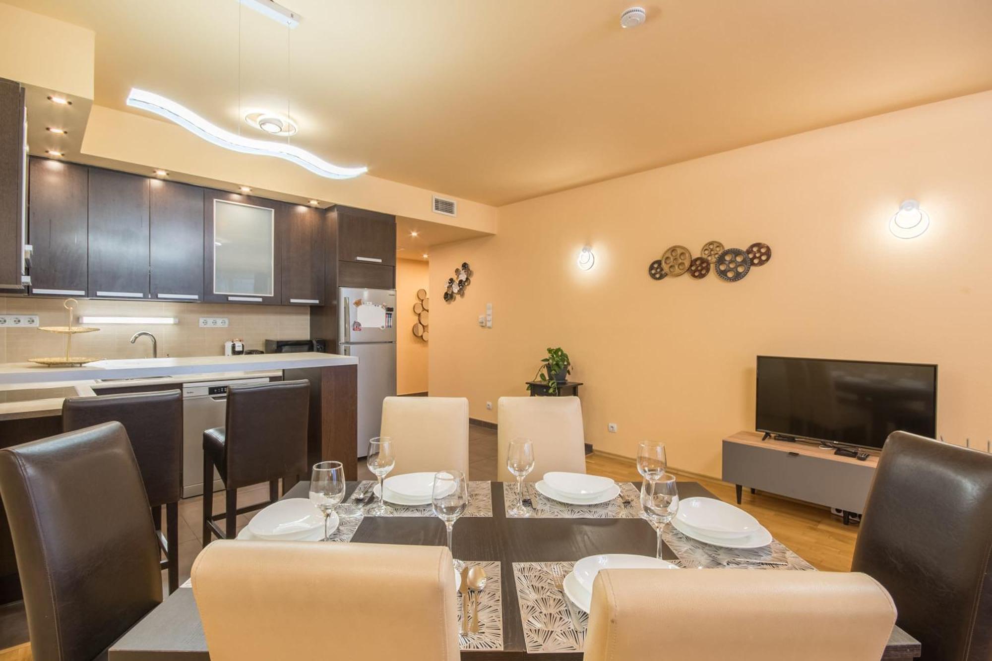 Very Central - Large - Balcony - Comfy Apartment Budapest Bagian luar foto